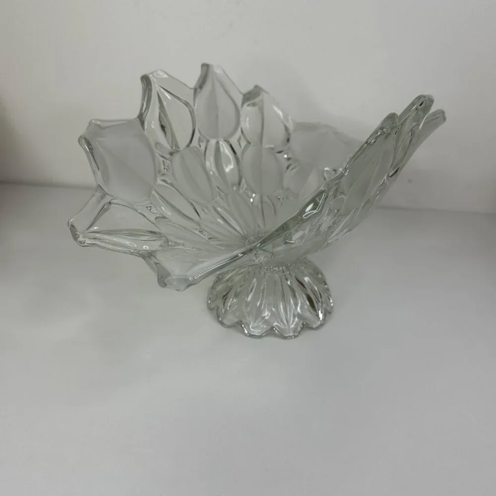 Unbranded vintage clear